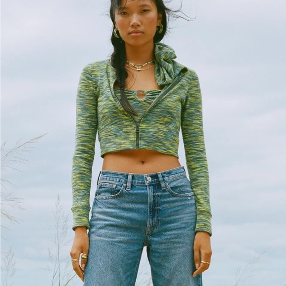 American Eagle Outfitters Tops - American Eagle Hoodie cropped